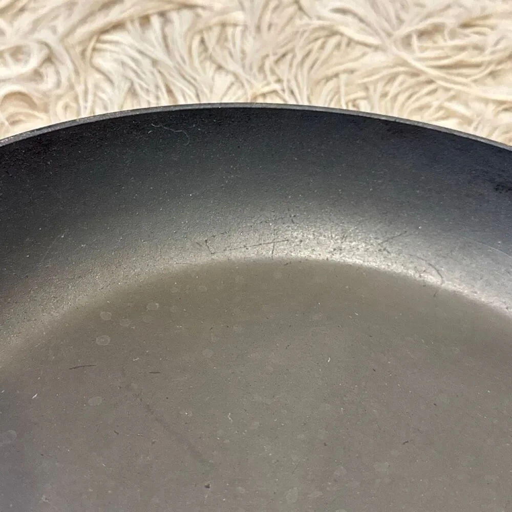 All-Clad Hard Anodized Nonstick 12-inch Fry Pan model 21011/30